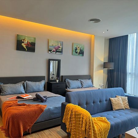 The Tinto Netflix Screen & Sleep - Bangsar South Mid Valley Kuala Lumpur Exterior photo