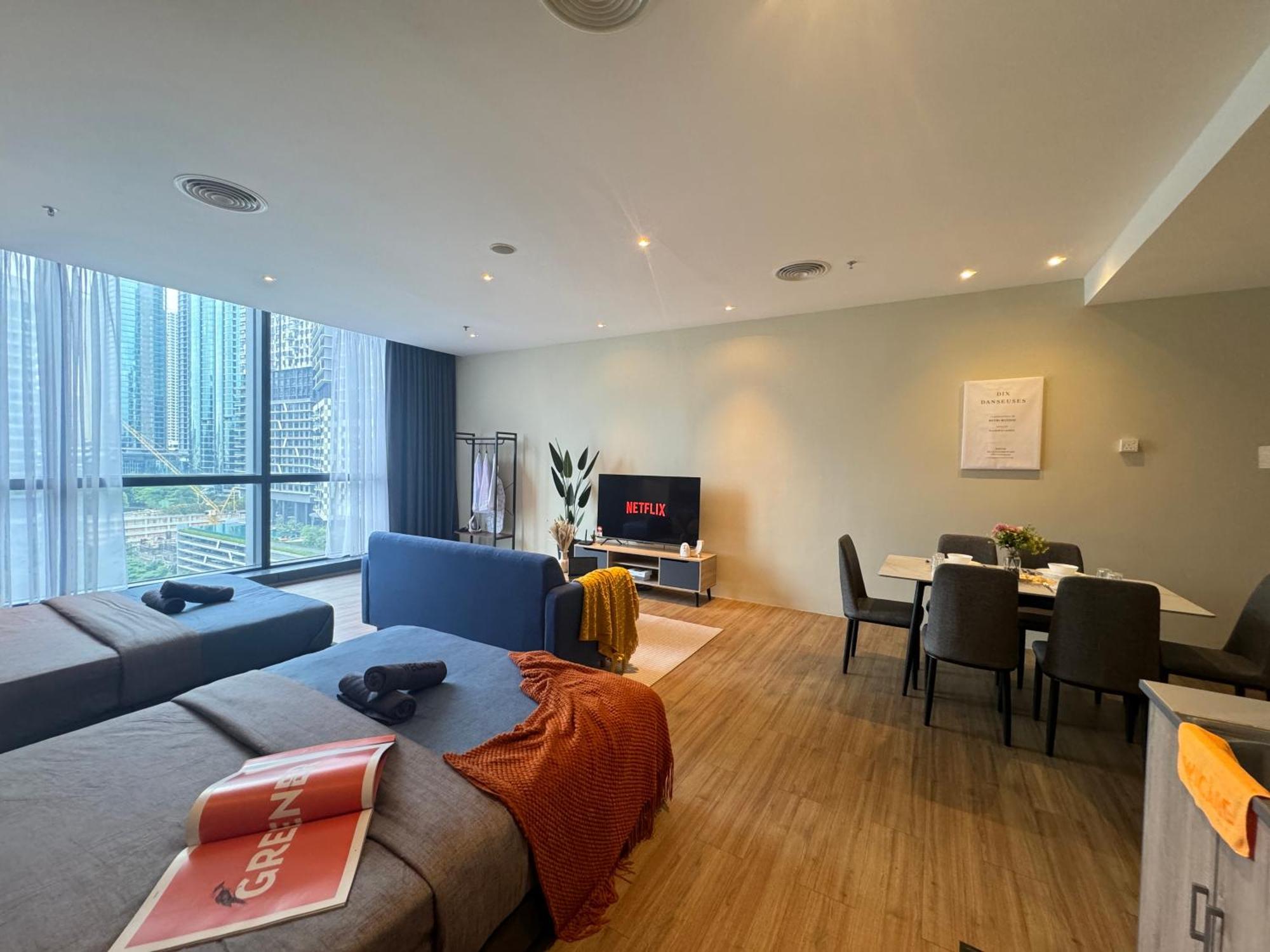 The Tinto Netflix Screen & Sleep - Bangsar South Mid Valley Kuala Lumpur Exterior photo